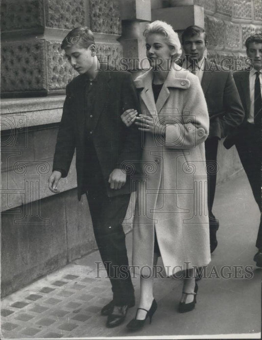 1958 Press Photo Barry Freeman Found not guilty of manslaughter - Historic Images