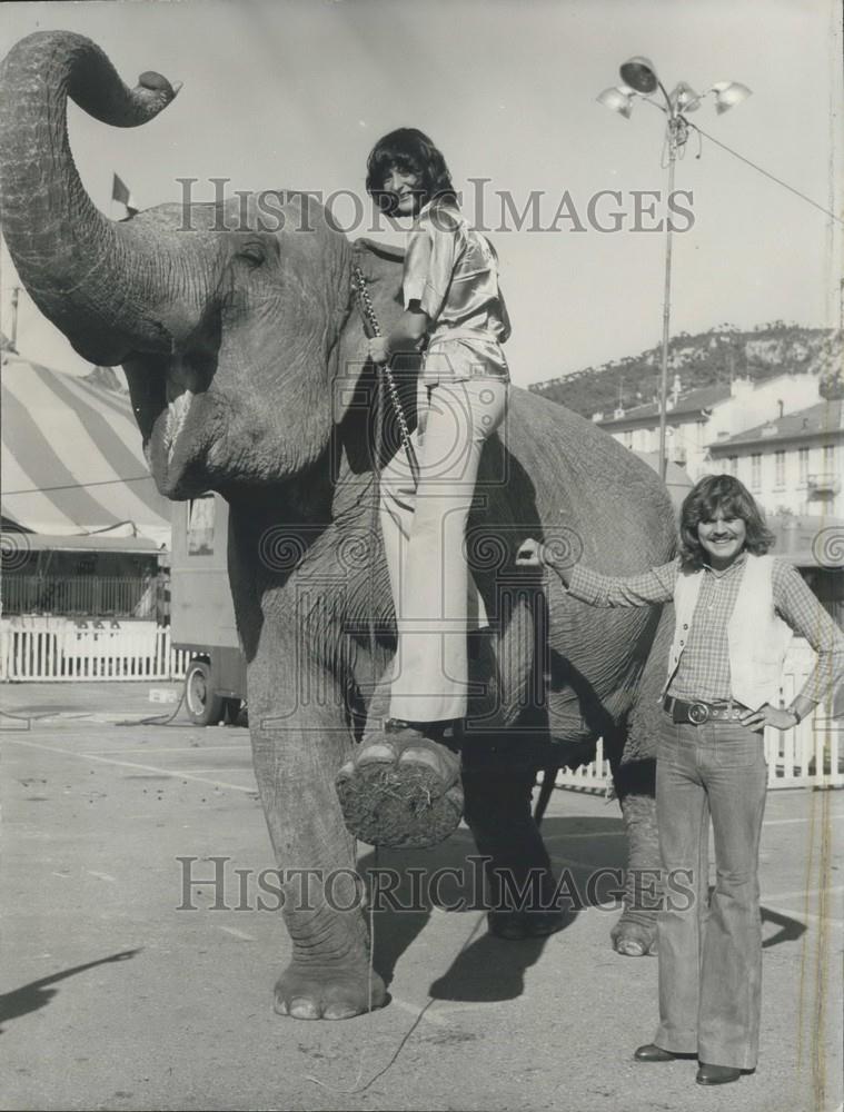 Press Photo French Singers Catherine Duquesne and Harry Evieux - Historic Images