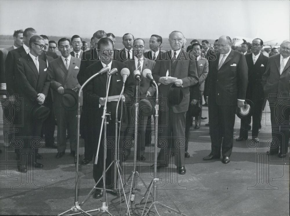 1959 Press Photo Japanese Prime Minister Kishi & Chancellor Dr. Adenauer - Historic Images
