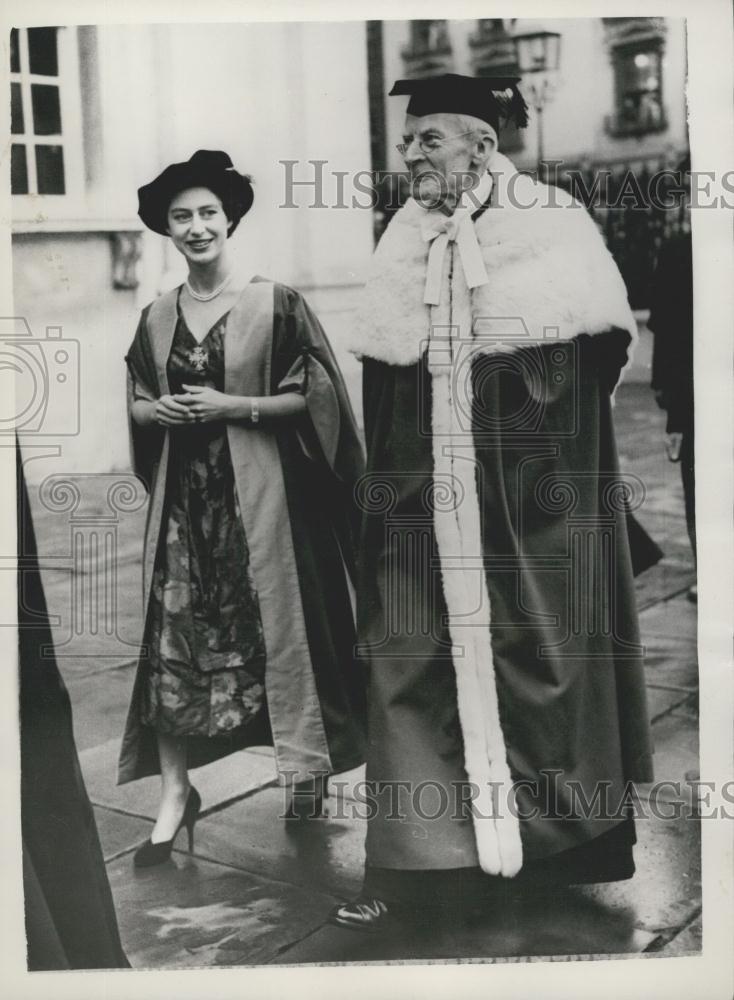 1958 Press Photo Princess Margaret Honorary Degree Law Doctorate Vice Chancellor - Historic Images