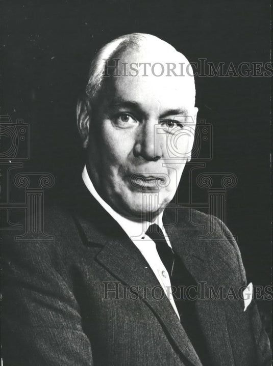 1973 Press Photo Sir Alexander McDonald, Chairman of the Distillers Company - Historic Images
