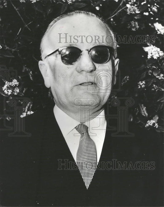 1974 Press Photo Greek Foreign Minister George Mavros - Historic Images