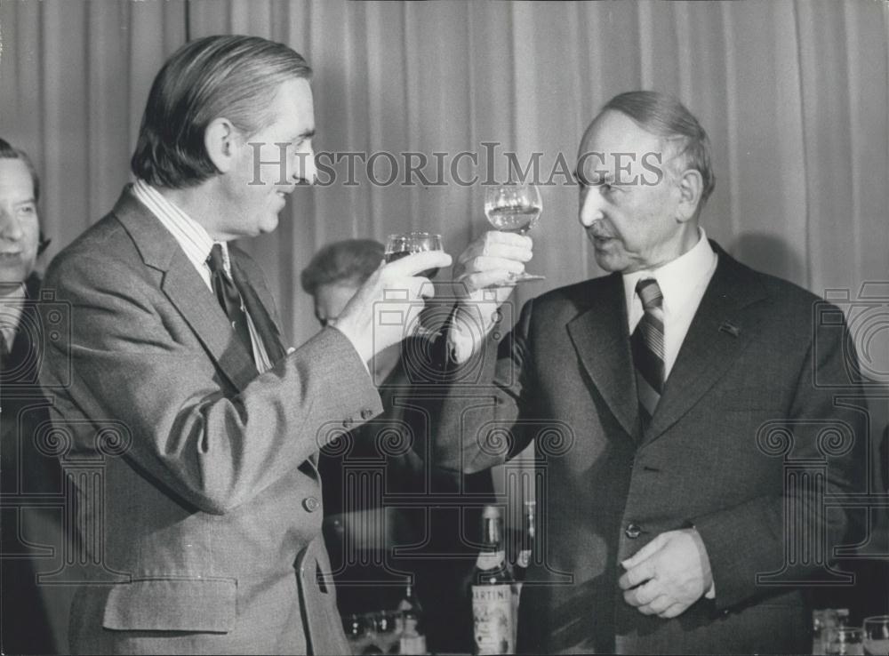 1976 Press Photo Len Murray the Gen Sec of the T.U.C (l) &amp;Boris Ponomarev - Historic Images