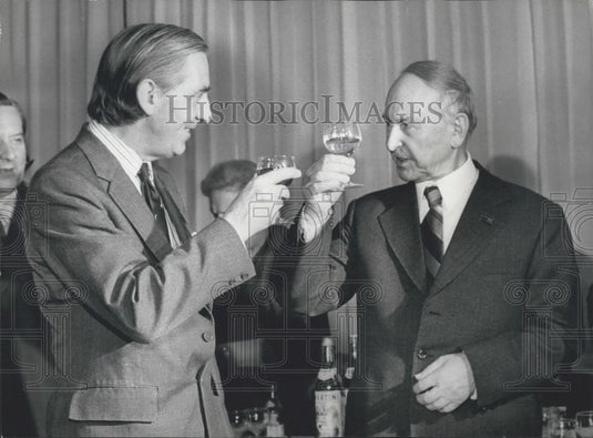 1976 Press Photo Len Murray the Gen Sec of the T.U.C (l) &Boris Ponomarev - Historic Images