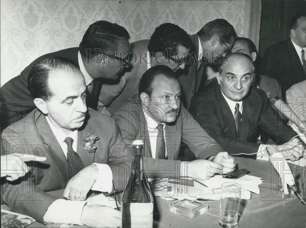 Press Photo Foriegn Minister Pietro Neni &amp; Socialist Party members - Historic Images