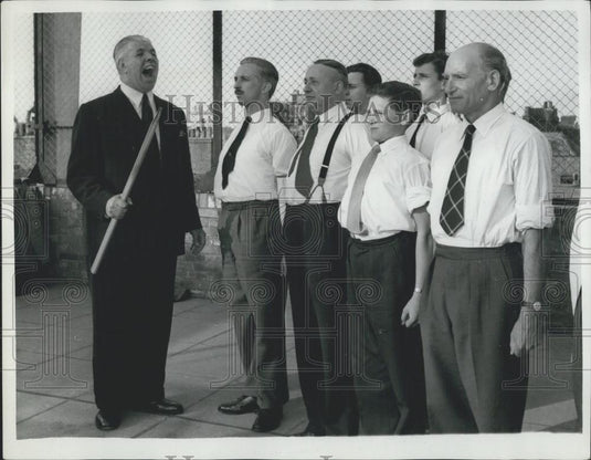 1959 Press Photo Bedford House Boys Club hosts the battle of the Bulge - Historic Images