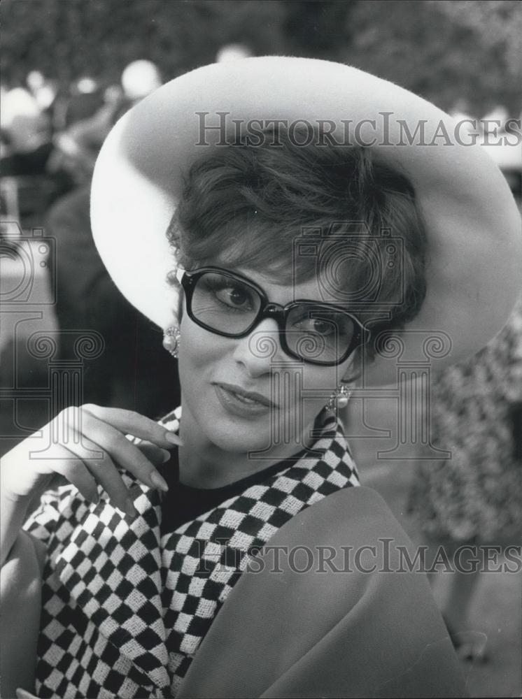 1966 Press Photo Gina Lollobrigida Italian Actress Reception Querinale Garden - Historic Images