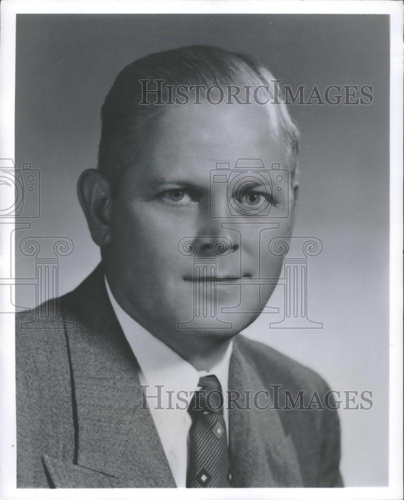 Press Photo RE Whitehurst, Special Assistant, Chrysler Corporation - Historic Images