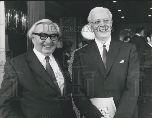 Press Photo Lord George-Brown with Sir Maurice Banks at the Savoy Hotel - Historic Images