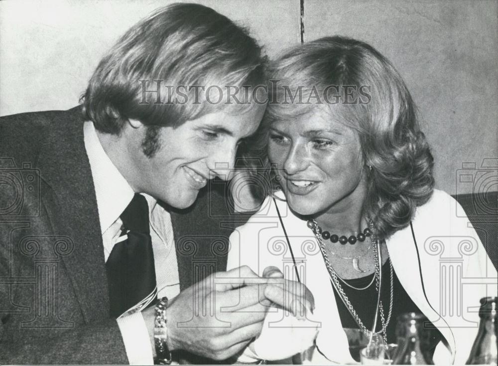 1976 Press Photo Formula-I-racing driver HANS JOACHIM STUCK married BARBEL NOACK - Historic Images