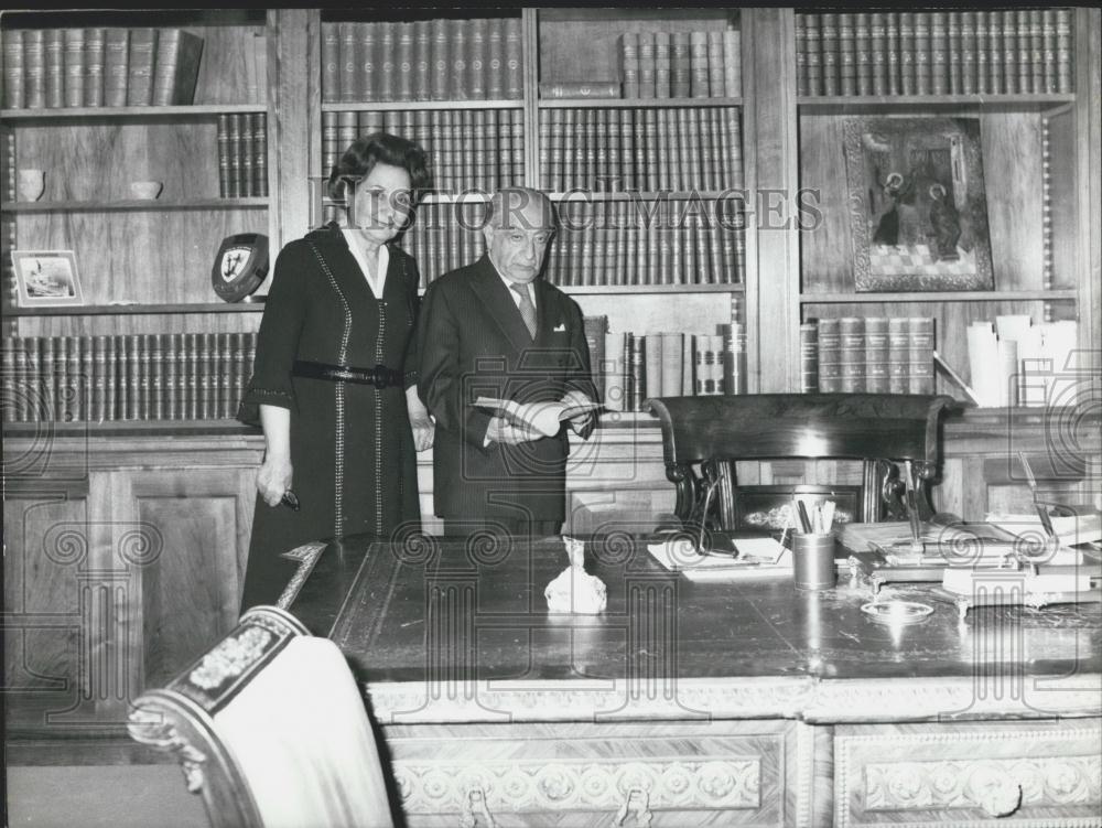 Press Photo President Tsatsos in the King's office. - Historic Images