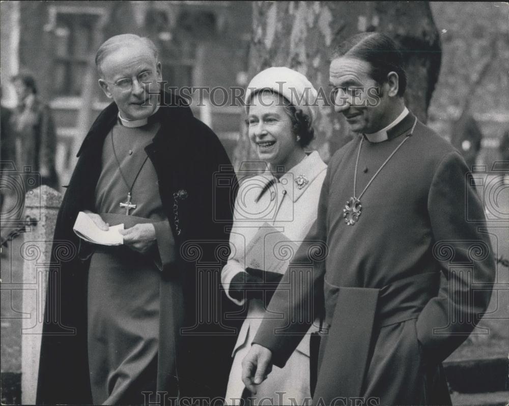 1975 Press Photo The Queen of England - Historic Images