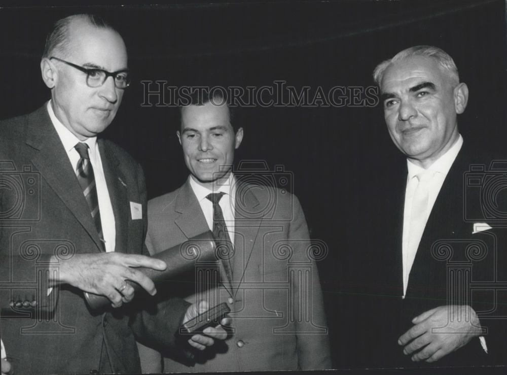 1962 Press Photo Prof. Dr. R. Kronig, ,Prof. Rudolf Mossabauer,Dr. K. Ruthardt - Historic Images