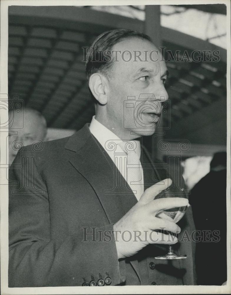 1962 Press Photo Chairman of Imperial Chemical Industries,Mr. Paul Chambers - Historic Images