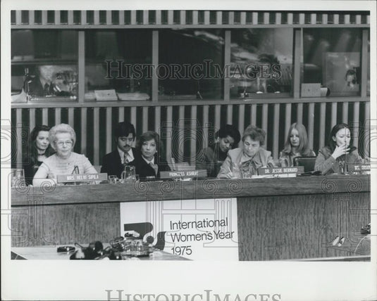 1975 Press Photo International Women's Day at the UN - Historic Images