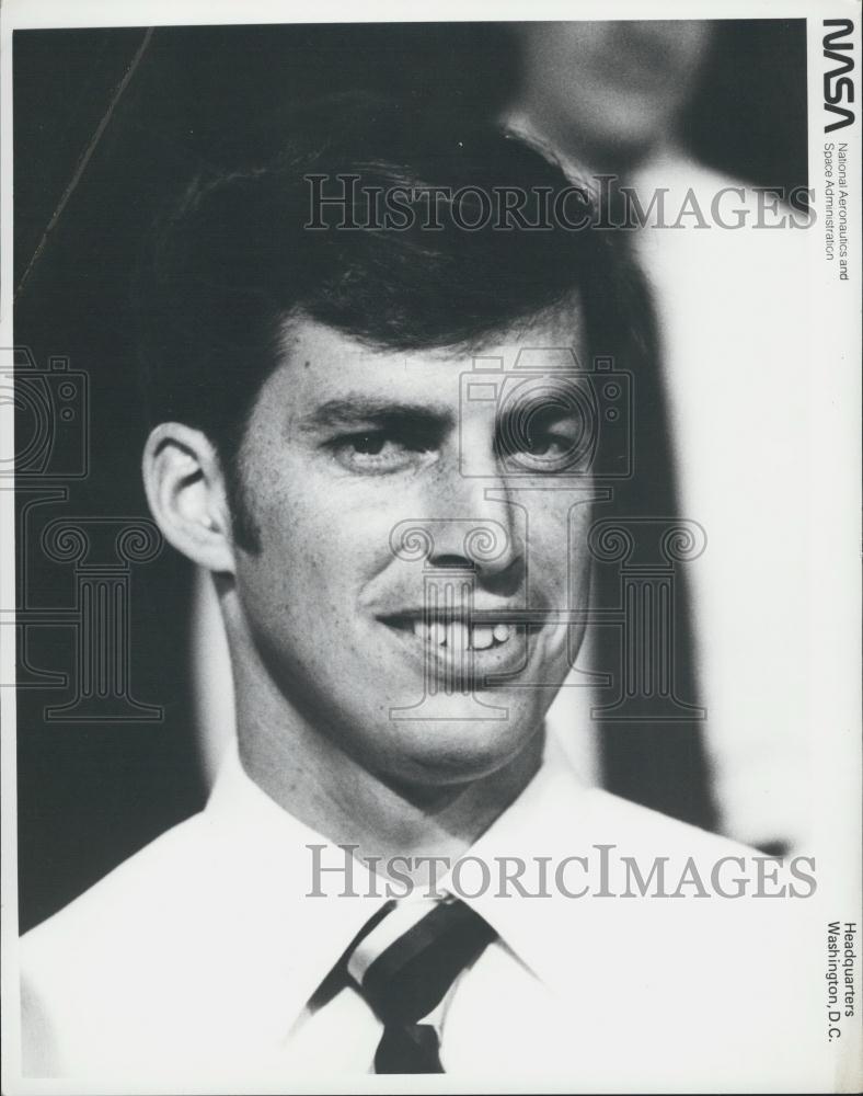 1984 Press Photo James D. Wetherbee, Astronaut Candidate,at Johnson Space Center - Historic Images