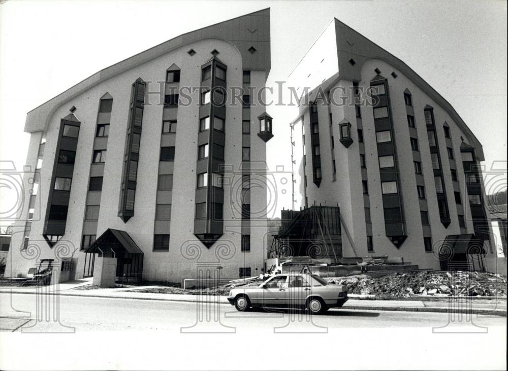 1990 Press Photo Futuristic architecture, in St. Margrethen, Switzerland. - Historic Images