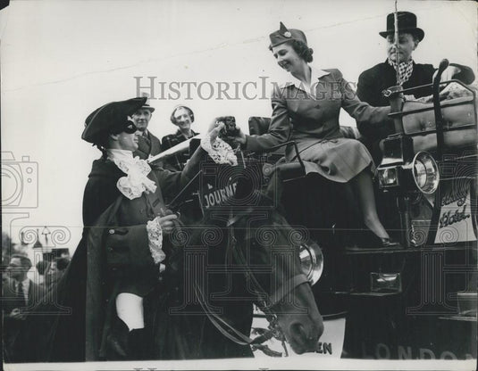 1950 Press Photo Monica Lemaire, KW Meades, Ild Magpies Inn - Historic Images