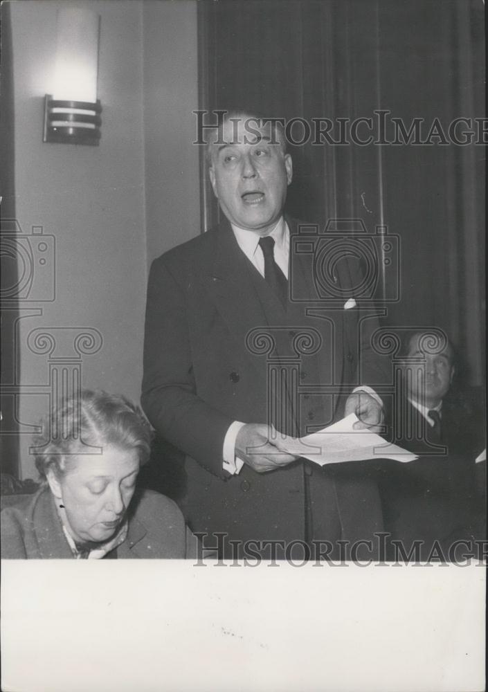 1953 Press Photo M. RENE MAYER, THE FRENCH PREMIER, ANGLO-AMERICAN PRES LUNCHEON - Historic Images