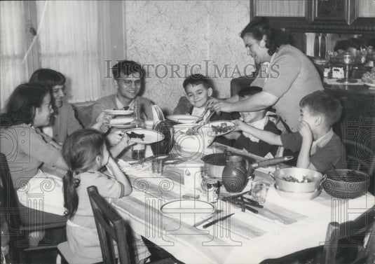 Press Photo Winners of Cognaco Jay Prize - Historic Images
