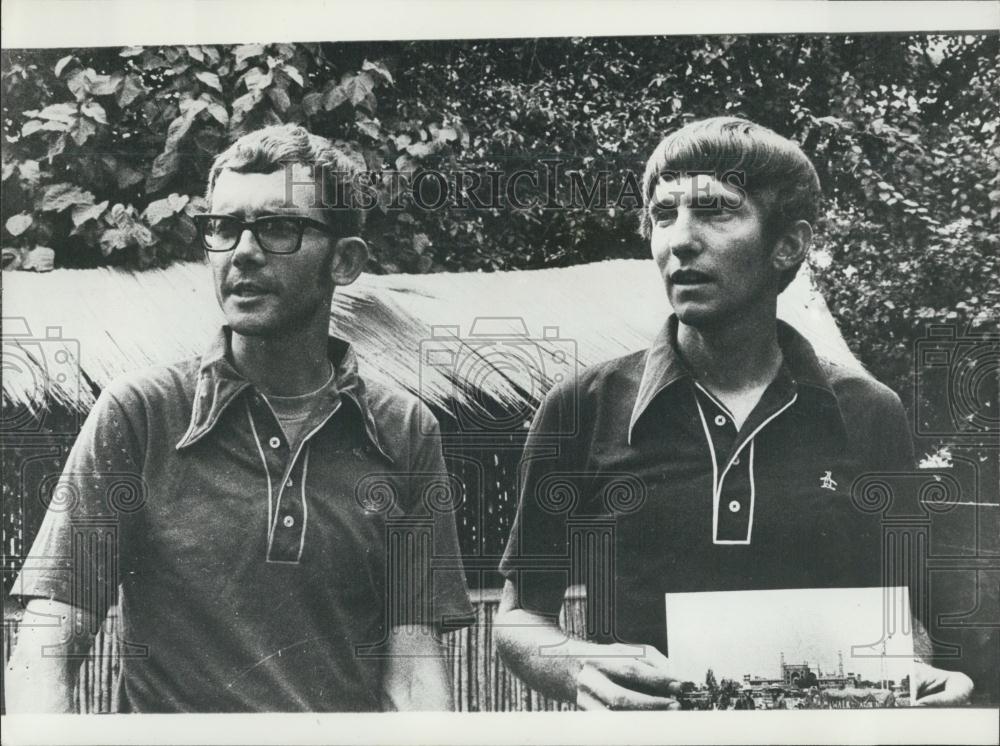 1973 Press Photo David and Peter Kunst walk around the world - Historic Images