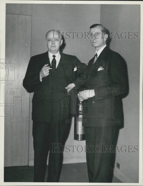 1957 Press Photo Christian Pineau - Historic Images