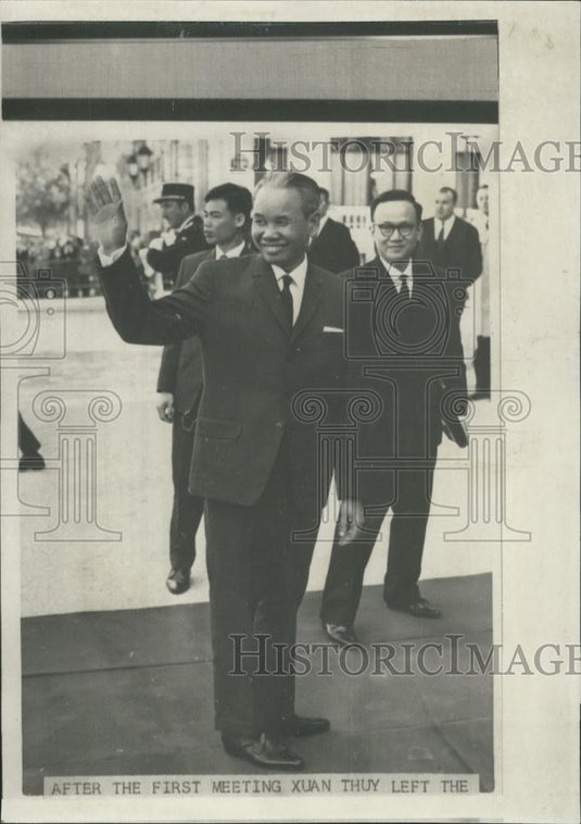 1968 Press Photo Vietnam Peace Talks Xuan Thuy Averell Harriman Delegations - Historic Images