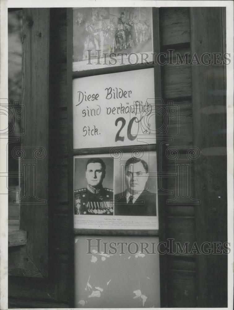 Press Photo Advertisment sign of Stalin - Historic Images