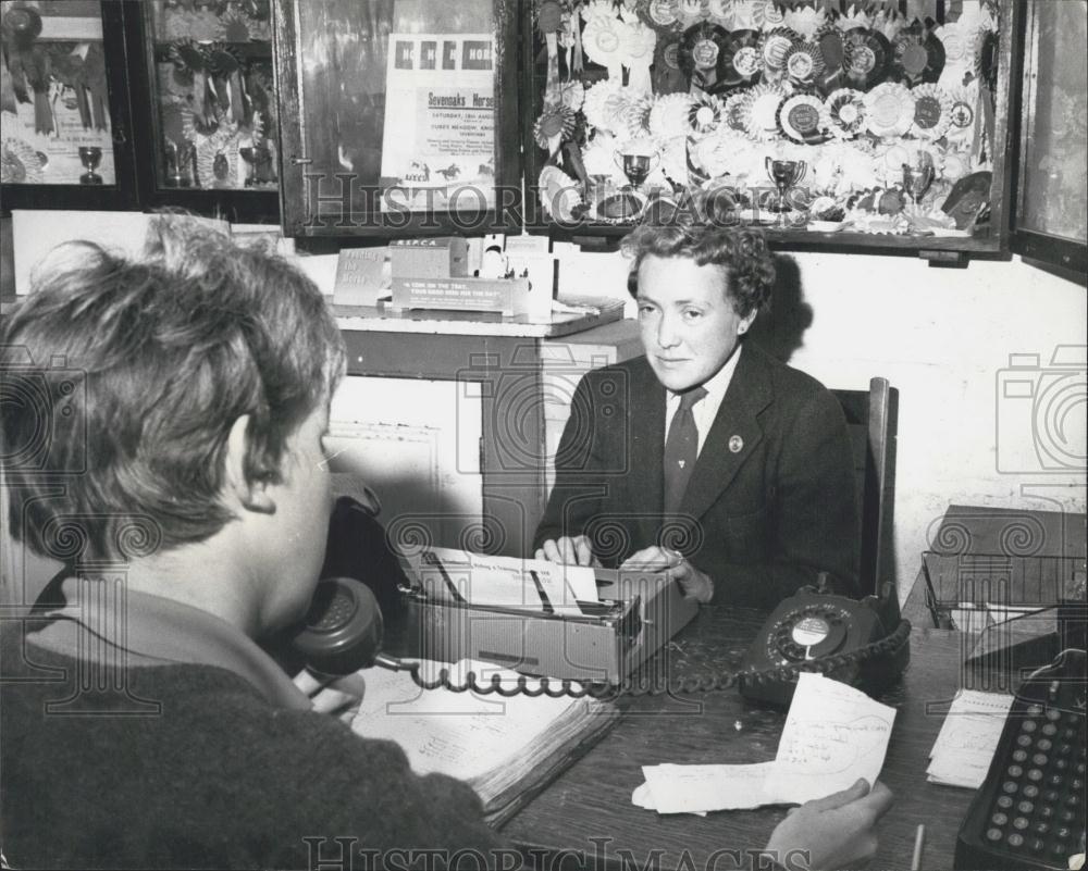 Press Photo Adrienne, who is disabled, works atr the Bradbourne Riding Centre - Historic Images