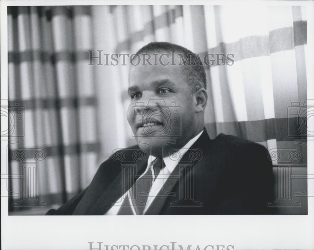 Press Photo A. Romeo Horton, Secretary of Commerce and Industry - Historic Images