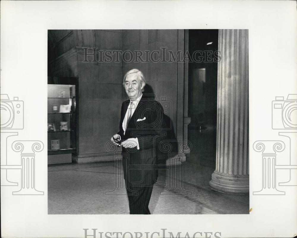 1979 Press Photo New York Junior Senator Daniel Patrick Moynihan Metropolitan - Historic Images