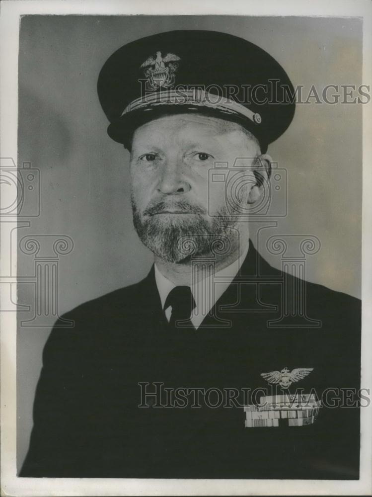 1952 Press Photo Rear Admiral Robert B Pine Chief Staff Vice Jerauld Wright - Historic Images