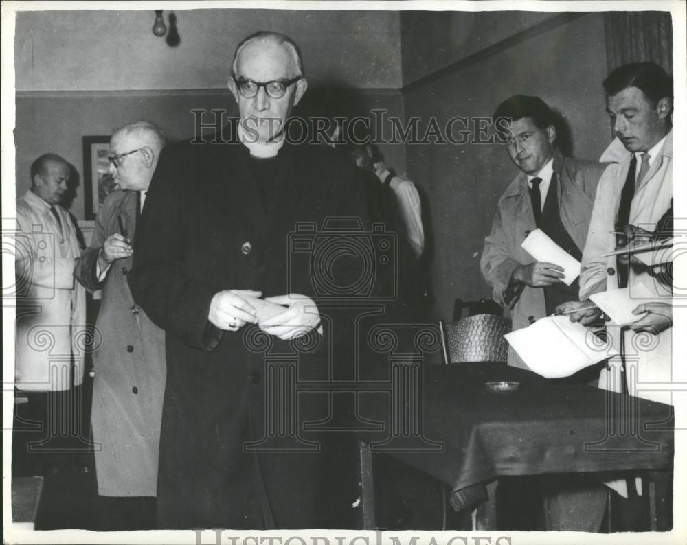 1963 Press Photo Rt Reverend Dr Francis Walsh - Historic Images