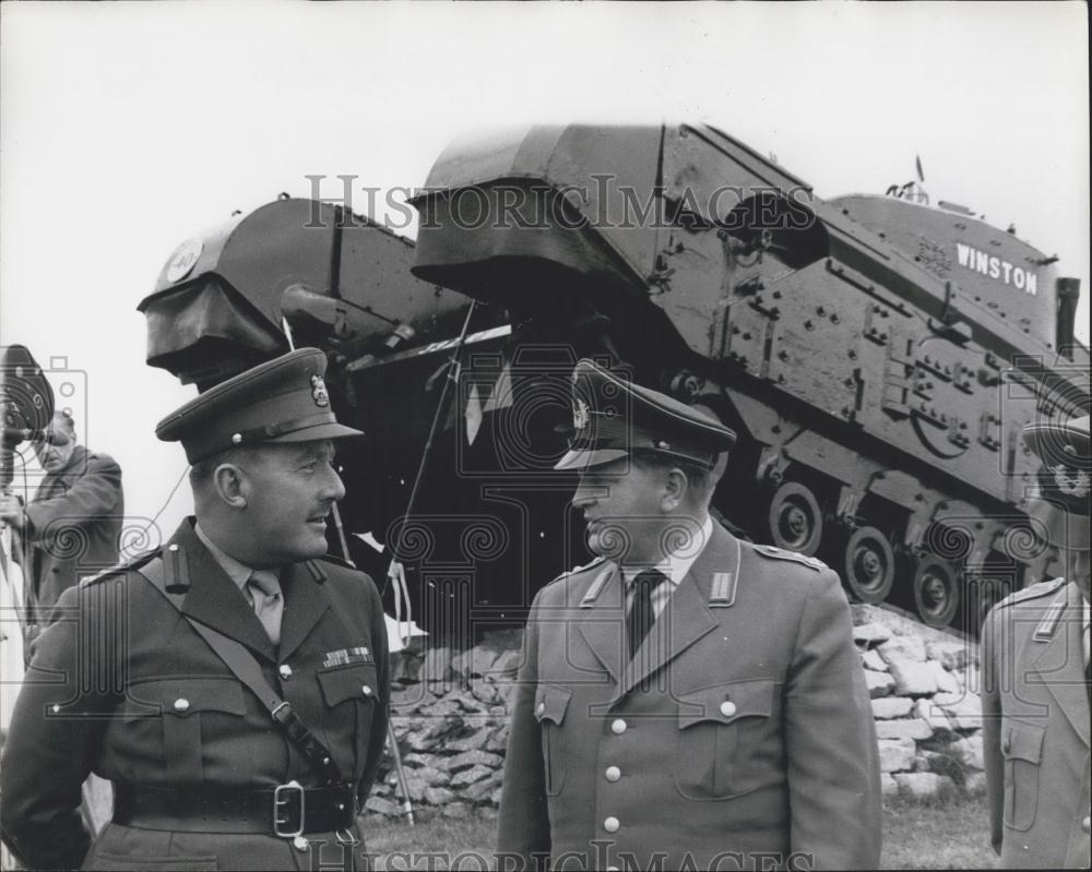 1961 Press Photo German Colonel Karl Von Kleist commander Panzers Battalion - Historic Images