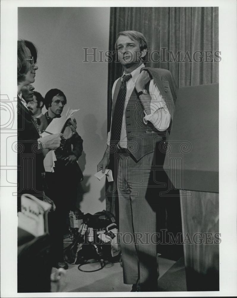 1977 Press Photo Jody Powell, White House Press Secretary - Historic Images