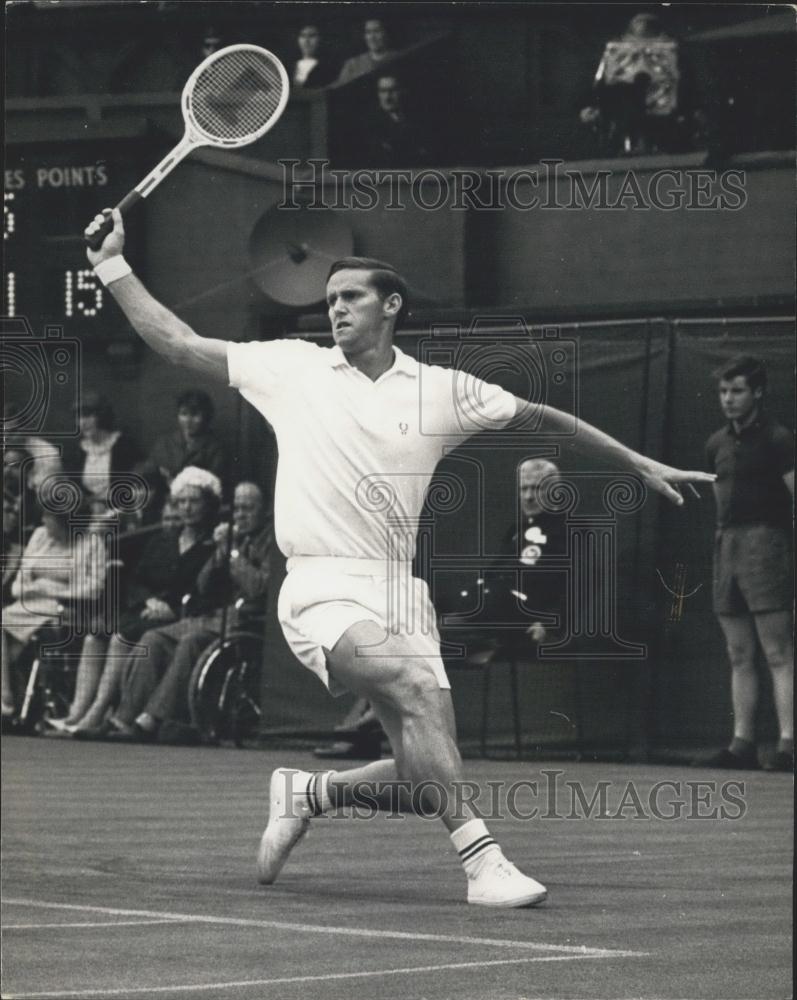 1966 Press Photo Emerson Vs Facquier Opening Day of Wimbledon - Historic Images