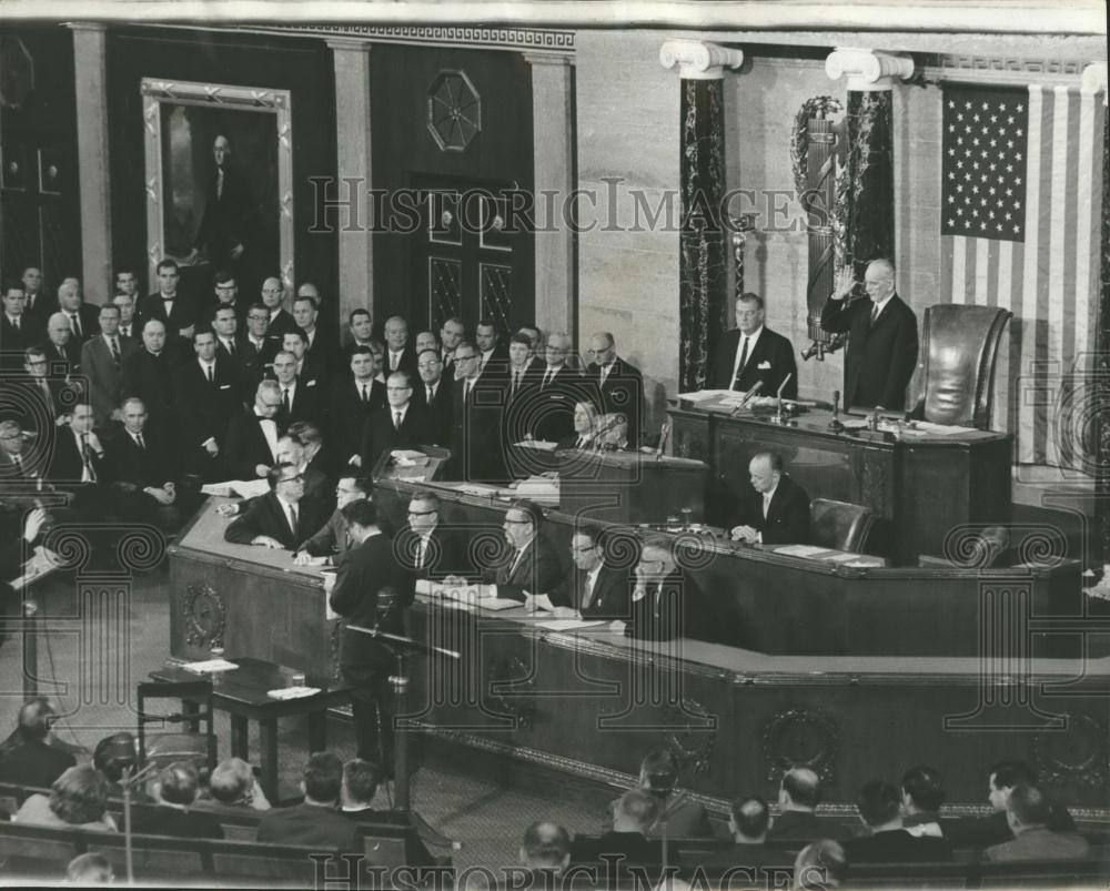 1965 Press Photo Mr. John McCormack of Massachusetts was sworn in Congress - Historic Images