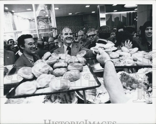 Press Photo Sen. George McGovern - Historic Images