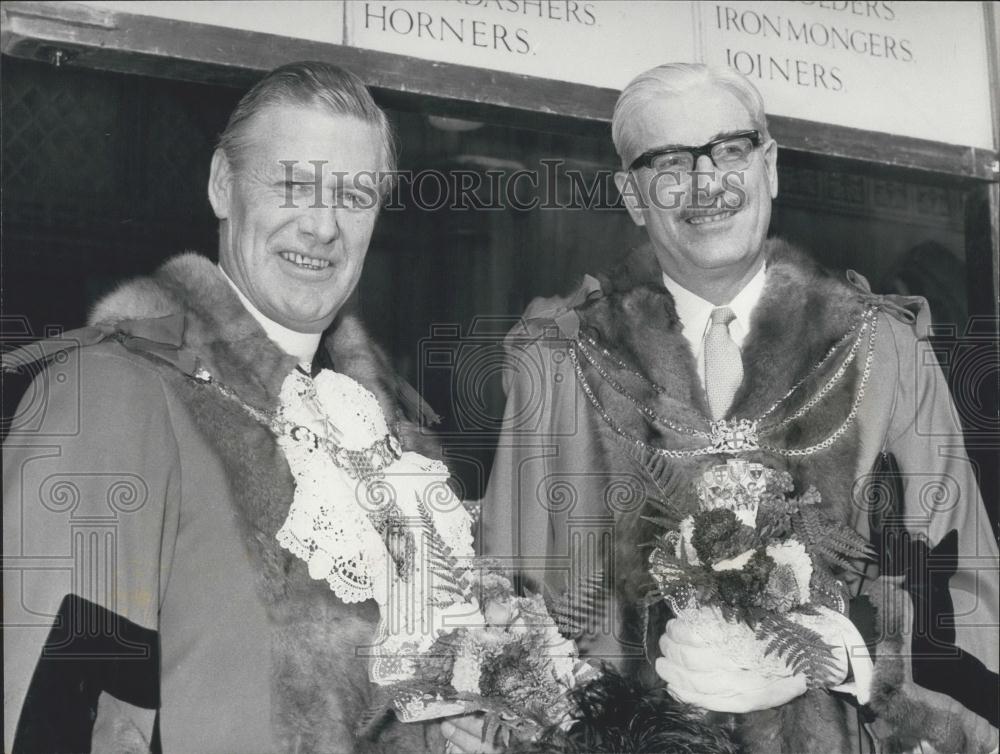 Press Photo Sir Peter Studd &amp;Sir Edward Howard,Lord Mayor of London - Historic Images