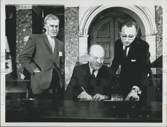 Press Photo Cornelius E. Gallagher & Dean Rusk - Historic Images