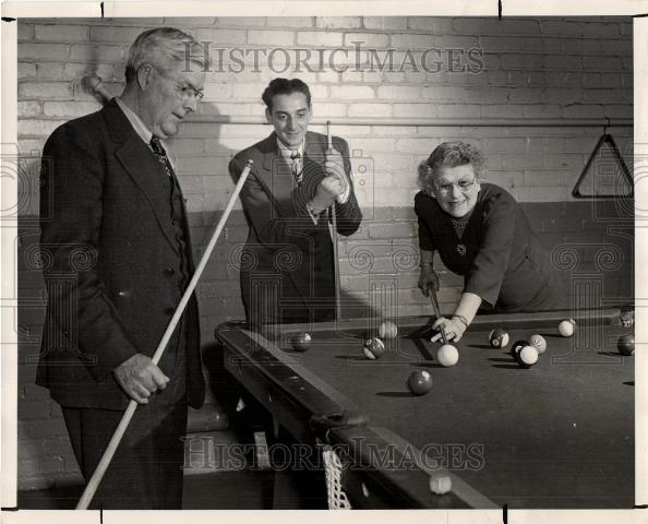 1949 Press Photo Mr. &amp; Mrs. Edwards Irving Berg - Historic Images