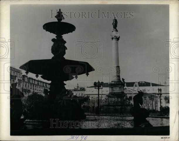 Press Photo monuments fountains Lisbon landscape - Historic Images