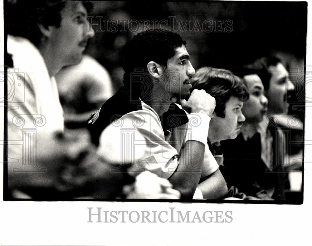 1984 Press Photo Tico Brown Spirits Game - Historic Images