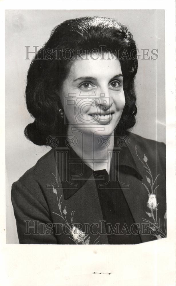 Press Photo Mrs. Goldie Varas - Historic Images