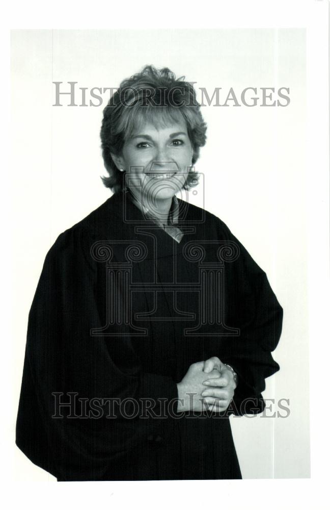 Press Photo Linda Davis Judge - Historic Images
