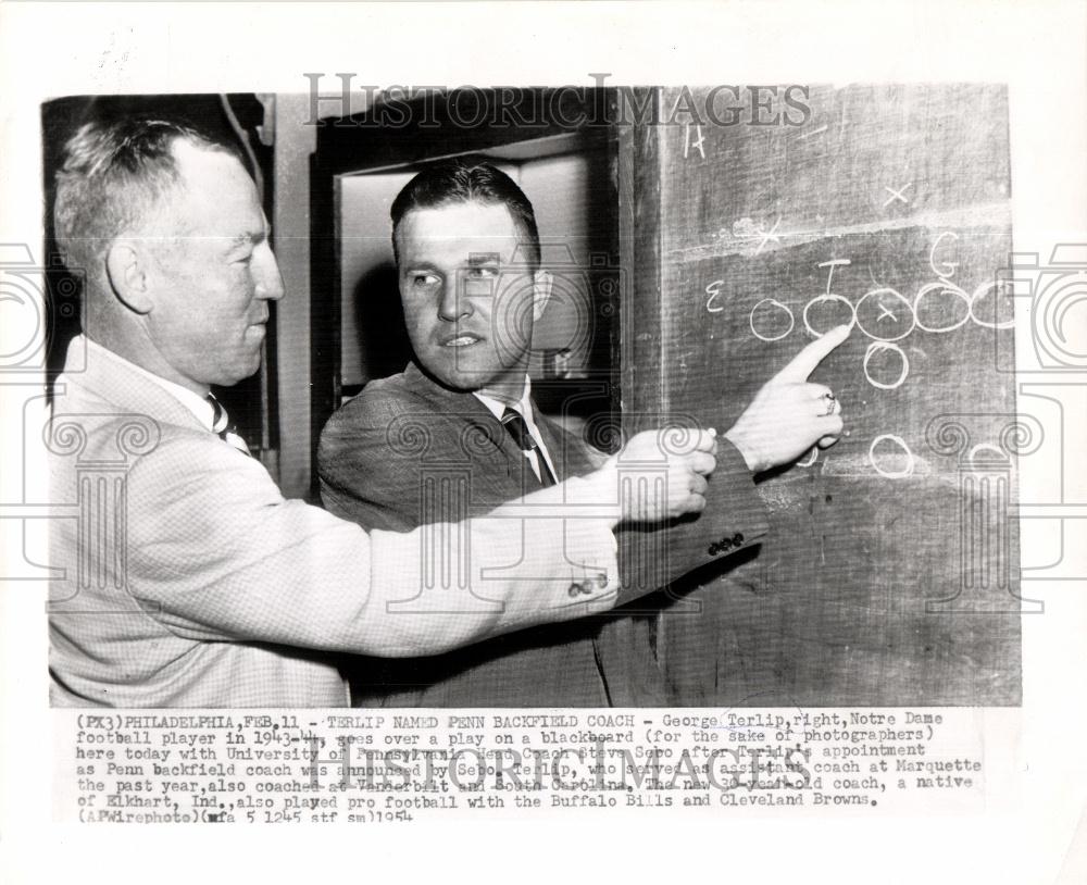 1954 Press Photo George Terlep Steve Sebo football - Historic Images