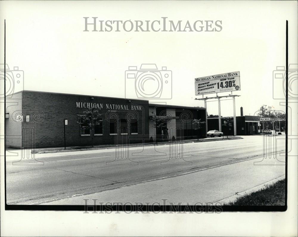 1981 Press Photo Michigan National Bank real estate - Historic Images