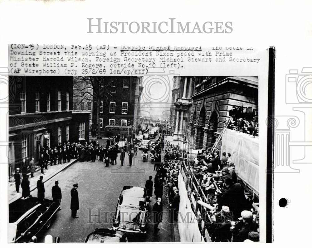 Press Photo Downing Street Nixon Harold Wilson - Historic Images