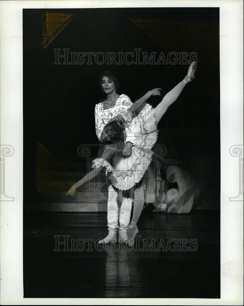 1994 Press Photo Michigan Opera Theatre Detroit - Historic Images