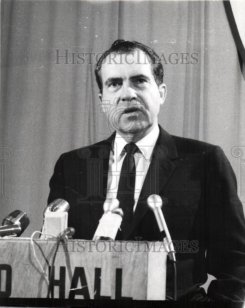 1966 Press Photo Richard Nixon 37th President of the US - Historic Images